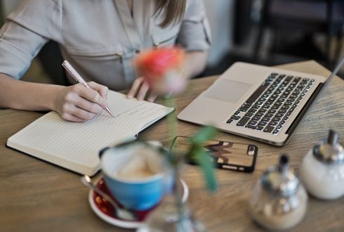 Hindi Content Writing Services Agency